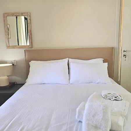 Alos - On The Сasa de vacaciones *