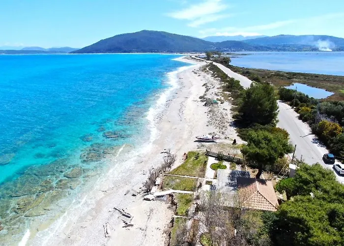 Alos - On The Holiday home Lefkada City